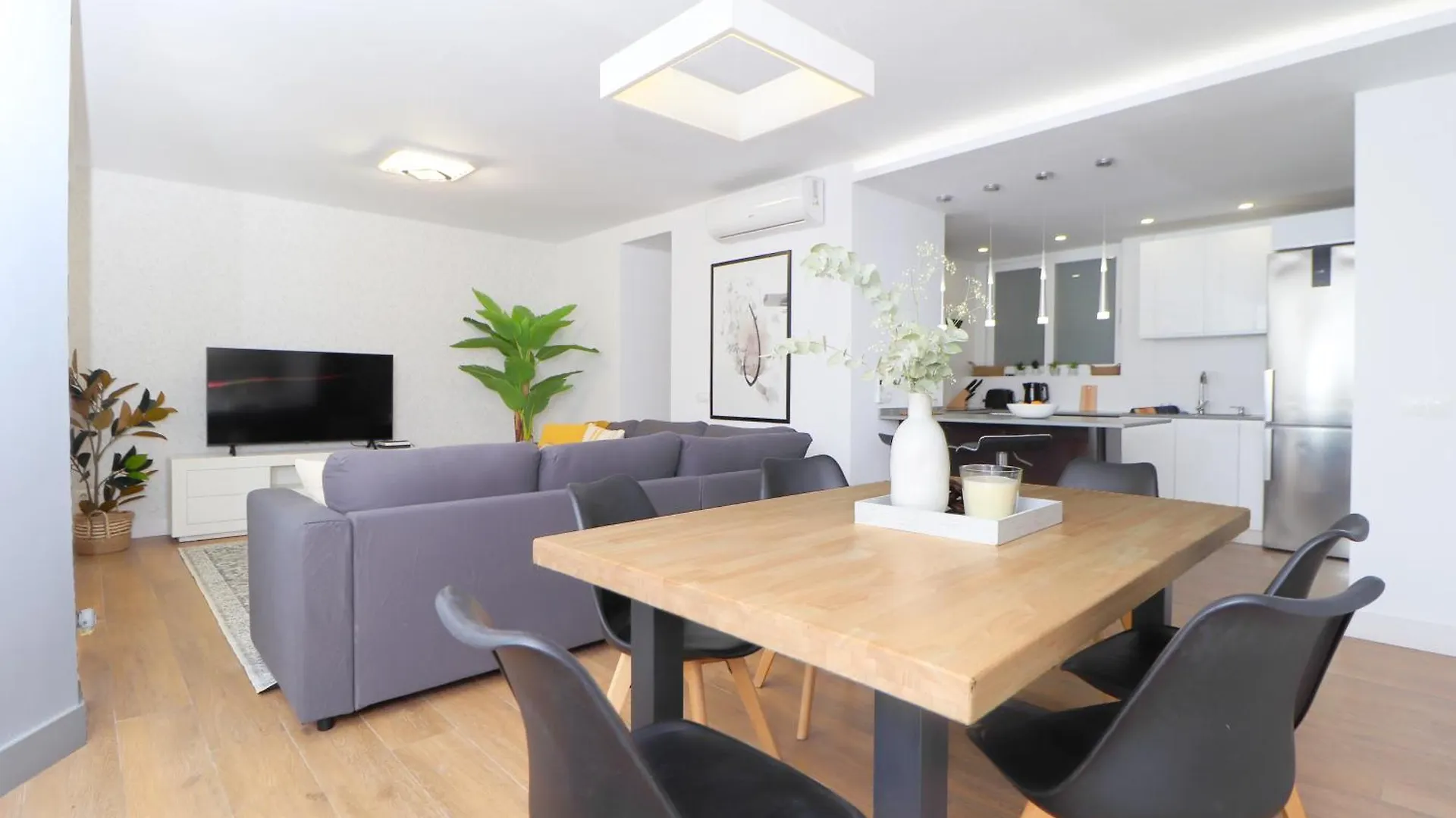 Guerrero Premium-Alquile X Meses Appartement Málaga 0*,  Spanje