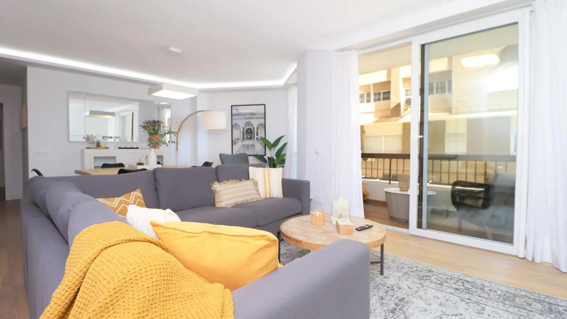 Guerrero Premium-Alquile X Meses Apartment Malaga