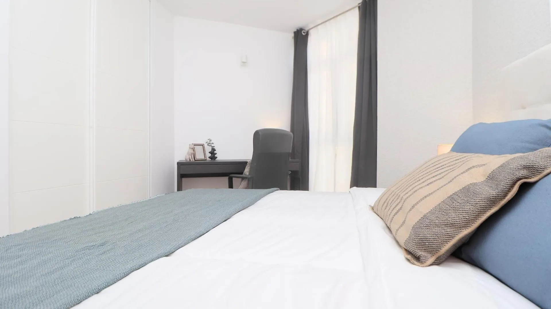 Guerrero Premium-Alquile X Meses Apartment Malaga 0*,  Spain
