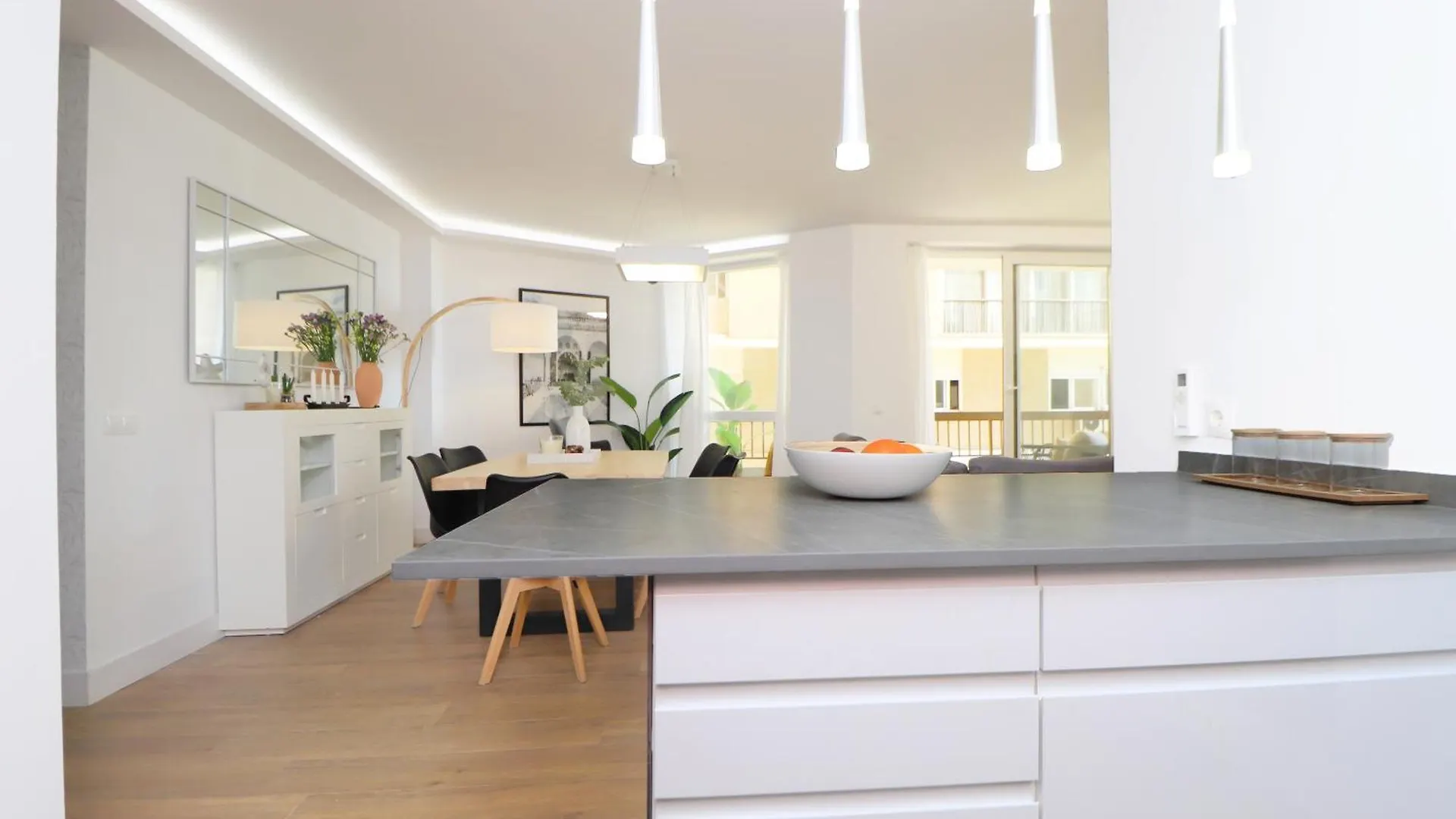 Guerrero Premium-Alquile X Meses Apartment Malaga